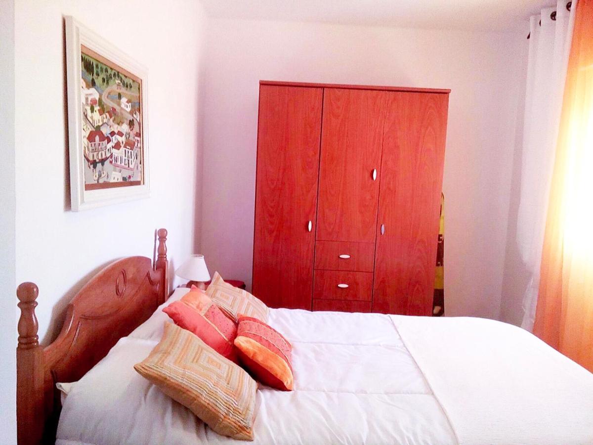 Practico Apartamento A 5 Min Andando De Gibraltar Y El Centro, Frente Al Mar Ла-Линеа-де-ла-Консепсьон Экстерьер фото